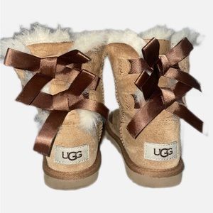 UGG - Bailey Bow II Boot - Size 10